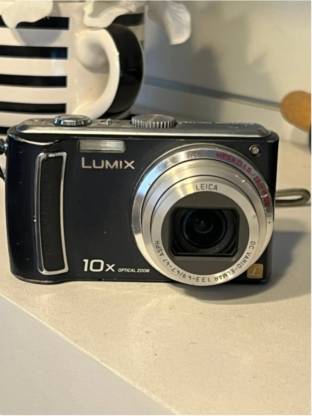 Panasonic LUMIX DMC-TZ5 Black 9.1 MP Compact Digital Camera